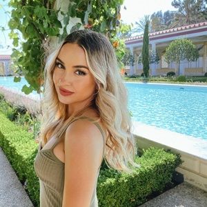 Meet your Posher, Jane